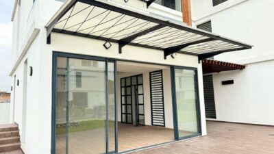 Location d'un triplex de 6 pièces haut standing