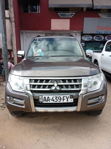 Location d'une Mitsubishi Pajero