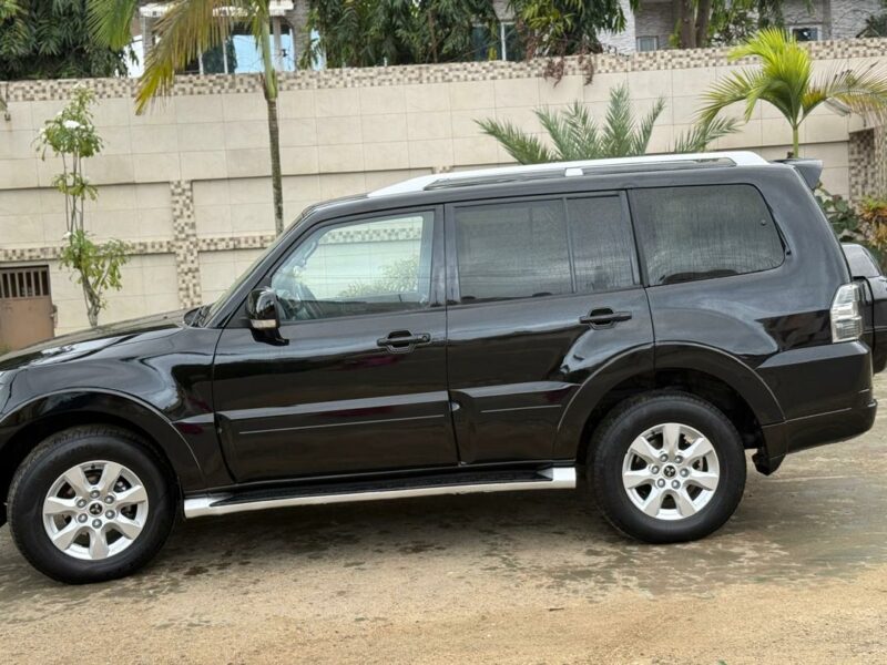 Location d'une Mitsubishi Pajero