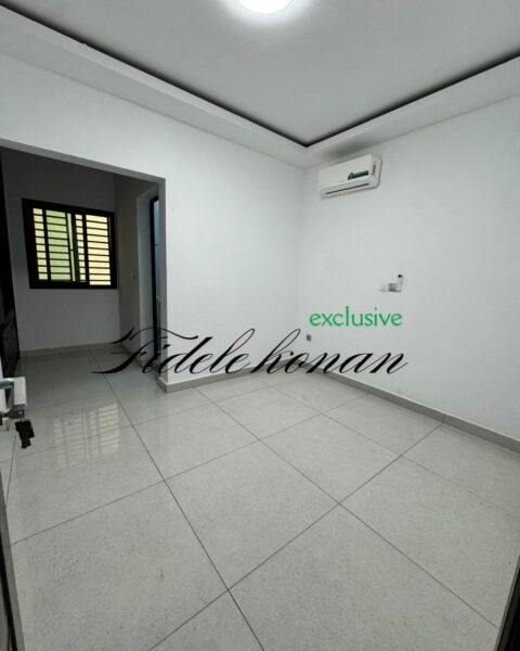 Location d'un appartement de 4 pièces haut standing sur M'badon