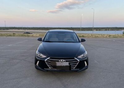Location de berline Hyundai Elantra