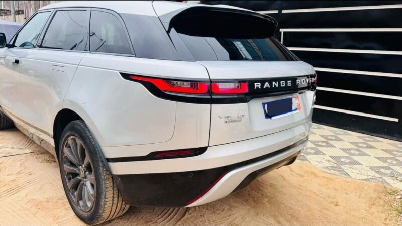 Location de Range Rover Velar