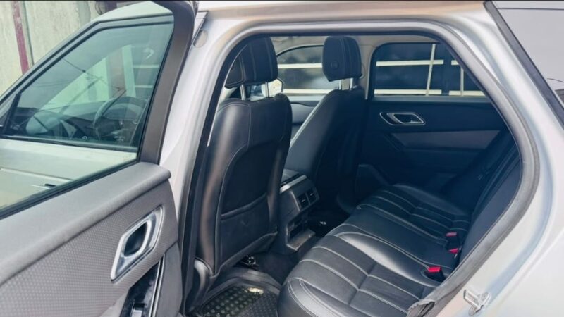 Location de Range Rover Velar