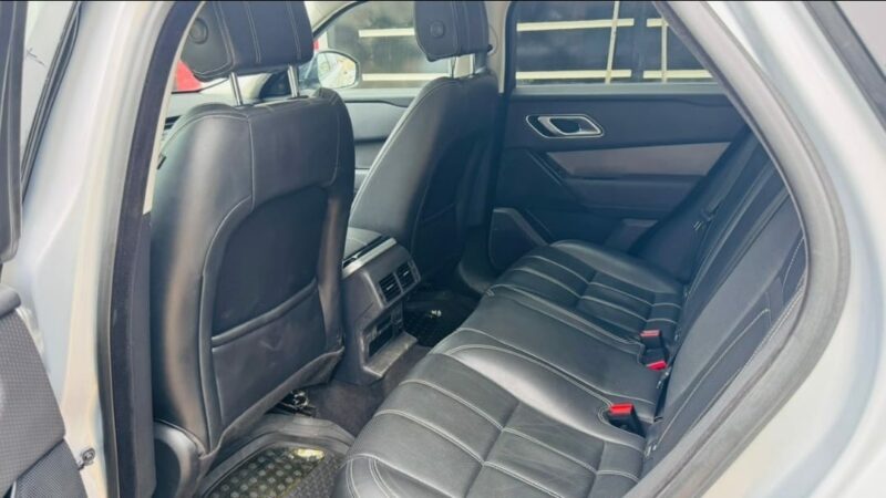 Location de Range Rover Velar