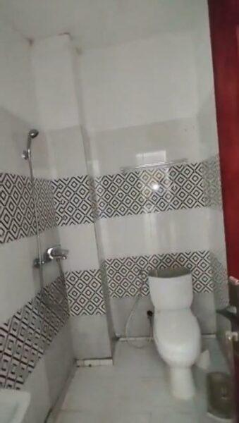 Location d'un appartement de 2 pièces sur Yopougon Azito