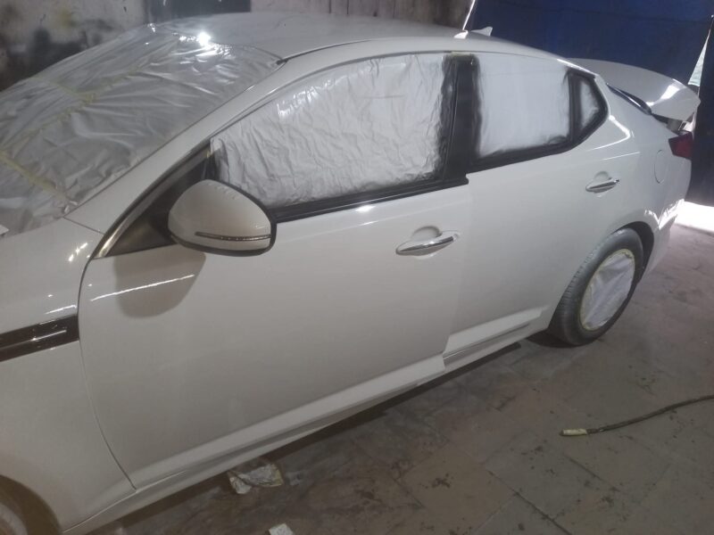 Peintre automobile professionnel