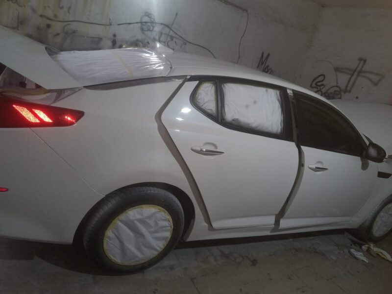 Peintre automobile professionnel