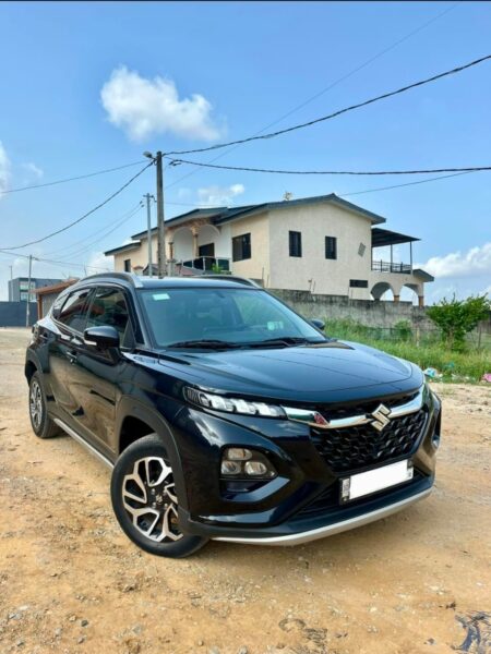 Location de Suzuki Fronx sur Abidjan