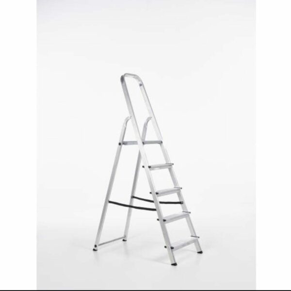 Location d'escabeau en aluminium