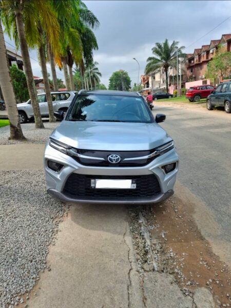 Location d'une Urban Cruiser sur Abidjan