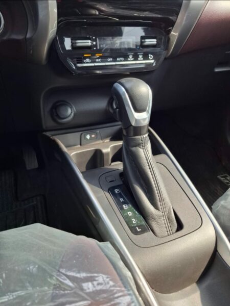 Location de véhicule starlet cross