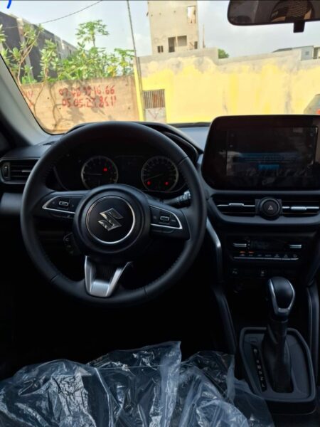 Location de Suzuki grand Vitara