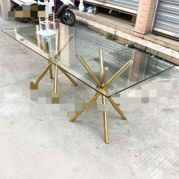 Location de table 4 pieds sur Abidjan