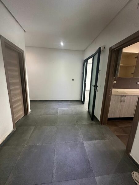 Location d'un appartement de 3 pièces sur Angré Djorogobité