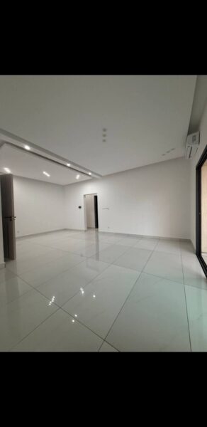 Location d'un appartement de 3 pièces sur Angré Djorogobité