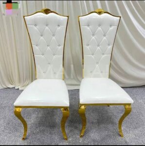 Location de chaise blanche