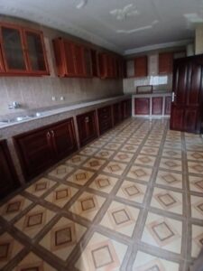 Location de duplex 12 pièces sur Faya