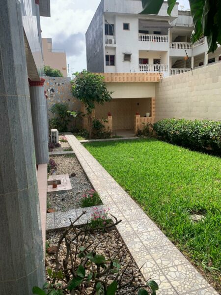 Location de duplex 12 pièces sur Faya