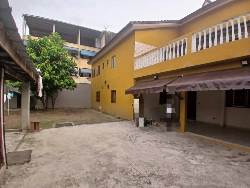 Location d'un duplex de 10 pièces sur la Palmeraie