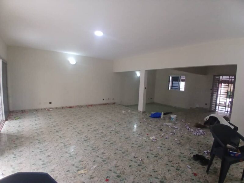 Location d'un duplex de 10 pièces sur la Palmeraie