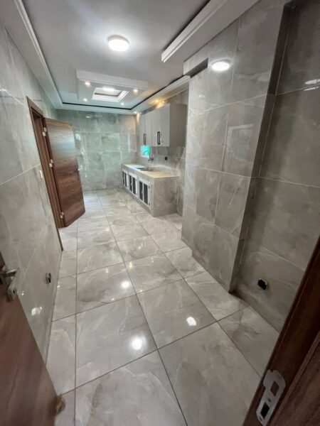 Location d'un appartement de 4 pièces sur Angré