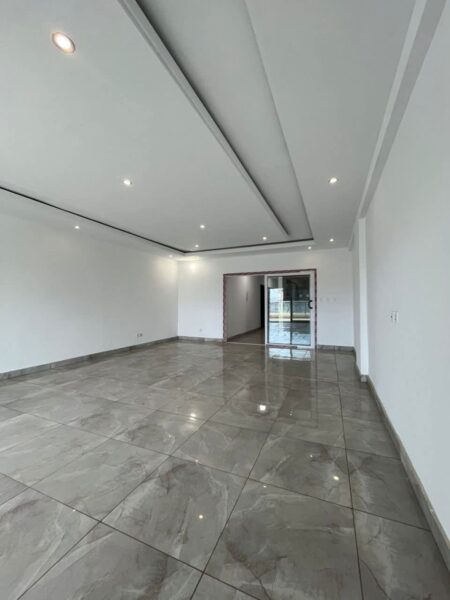 Location d'un appartement de 4 pièces sur Angré