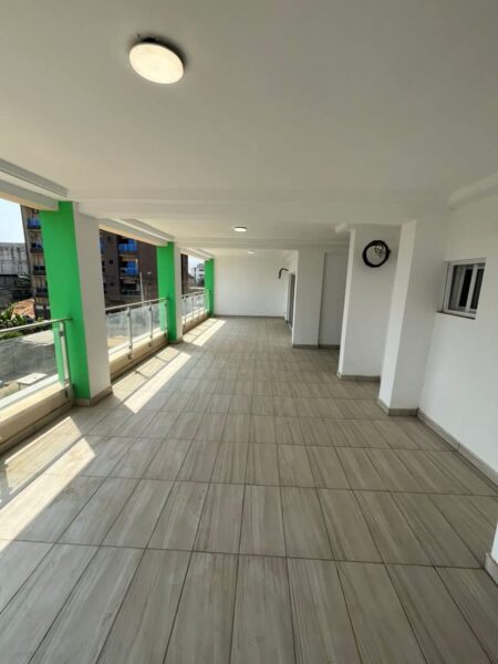 Location d'un appartement de 4 pièces sur Angré