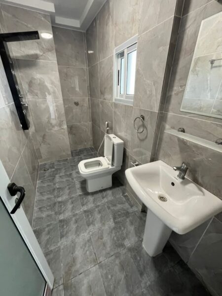 Location d'un appartement de 4 pièces sur Angré