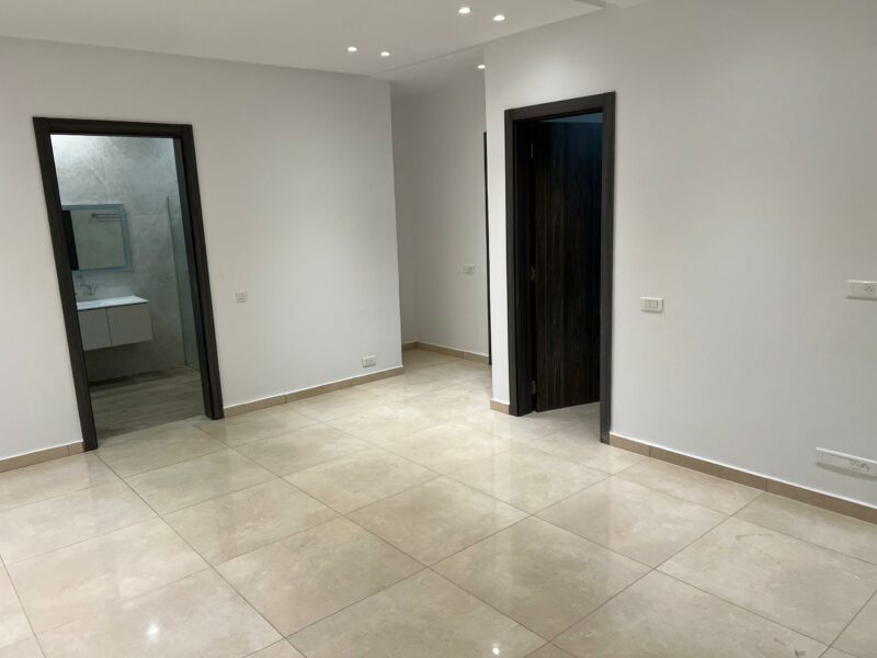 Location d'un triplex de 10 pièces sur M'badon