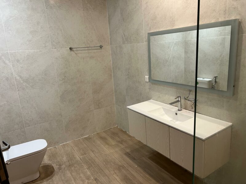 Location d'un triplex de 10 pièces sur M'badon