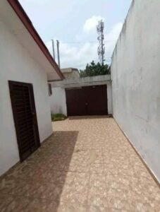 Location de Villa basse de 4 pièces sur Bingerville