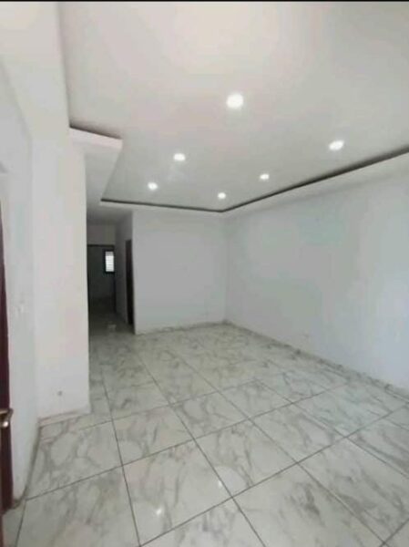 Location de Villa basse de 4 pièces sur Bingerville