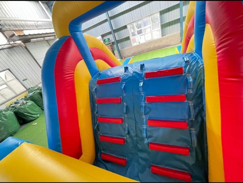 Location de parcours gonflable sur Abidjan