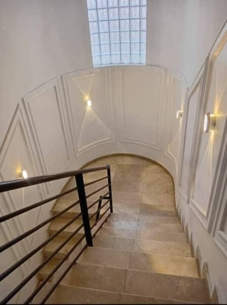 Location d'une Villa duplex de 7 pièces sur Angré