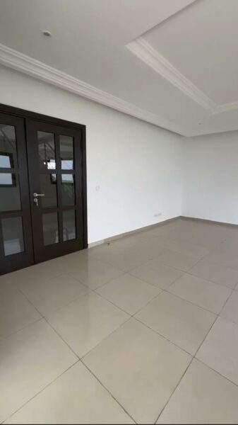 Location d'une Villa Duplex de 6 pièces sur Angré Gestoci