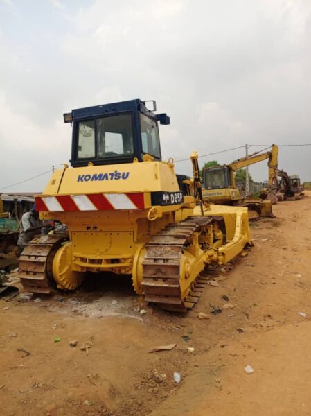 Location de Bulldozer Komatsu