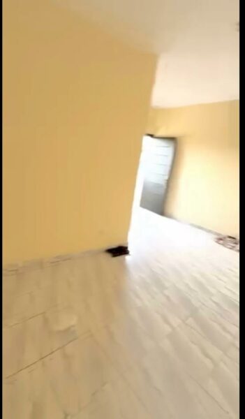 Location d'un appartement de 2 pièces sur Yopougon Lubrafique