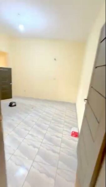 Location d'un appartement de 2 pièces sur Yopougon Lubrafique