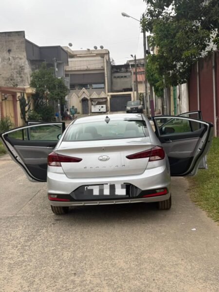 Location de Hyundai Elantra Z020 Full Option