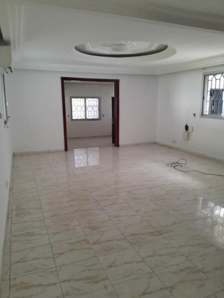 Location d'une Villa Duplex de 6 pièces sur Deux plateaux