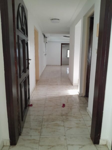 Location d'une Villa Duplex de 6 pièces sur Deux plateaux