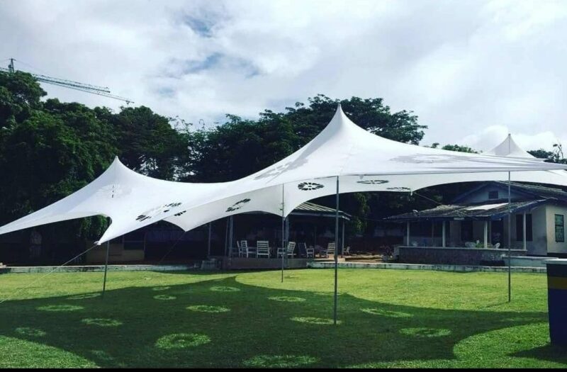 Location de tente perforée