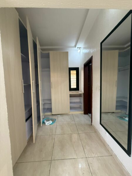 Location d'une Villa de 6 pièces sur Cocody Faya