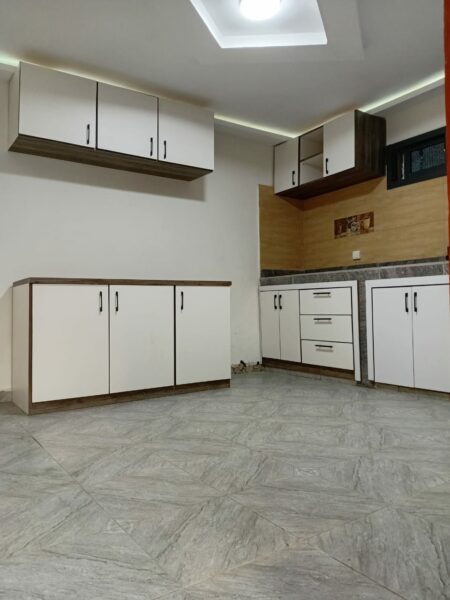 Location d'une Villa Duplex de 8 pièces sur Cocody Riviera