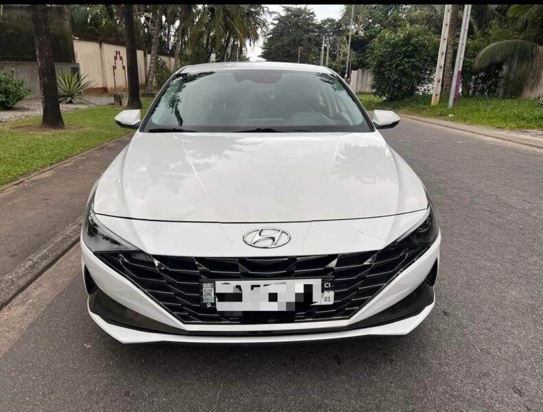 Location de Hyundai Elantra 2023