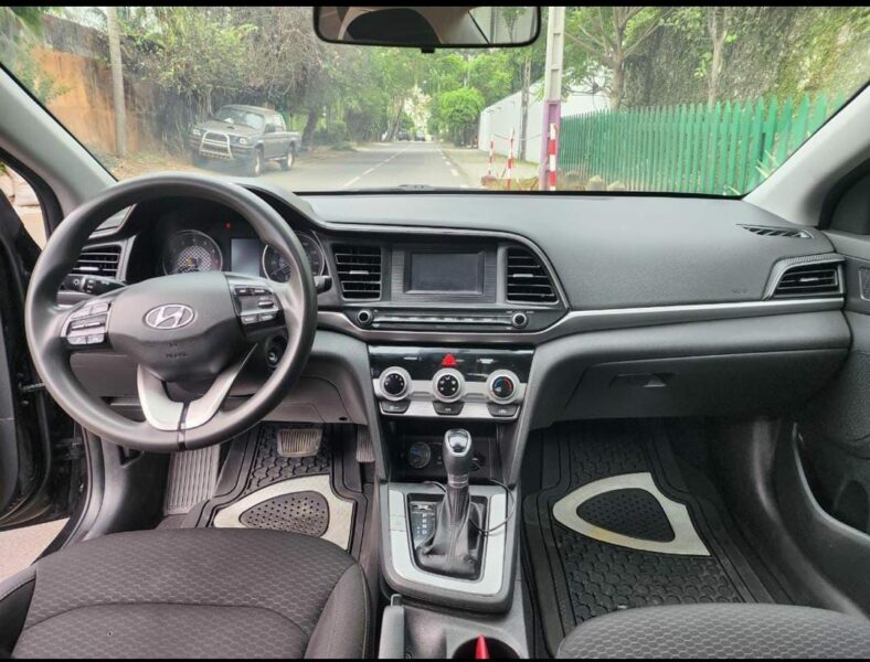 Location de Hyundai Elantra 2020