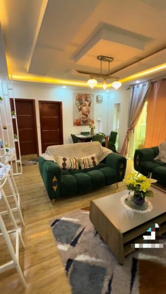 Location d'une résidence meublée de deux pièces sur Abata