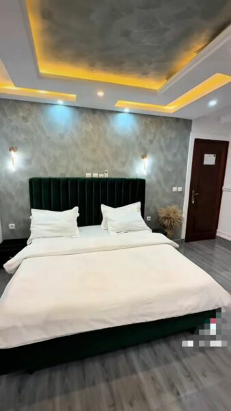 Location de studio meublé sur Abata