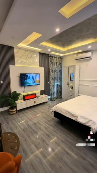 Location de studio meublé sur Abata