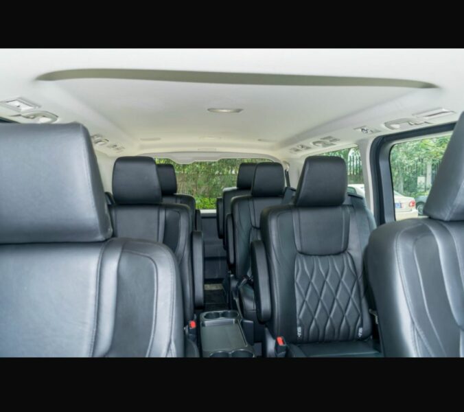Location de Viano Toyota GRANVIA Vip
